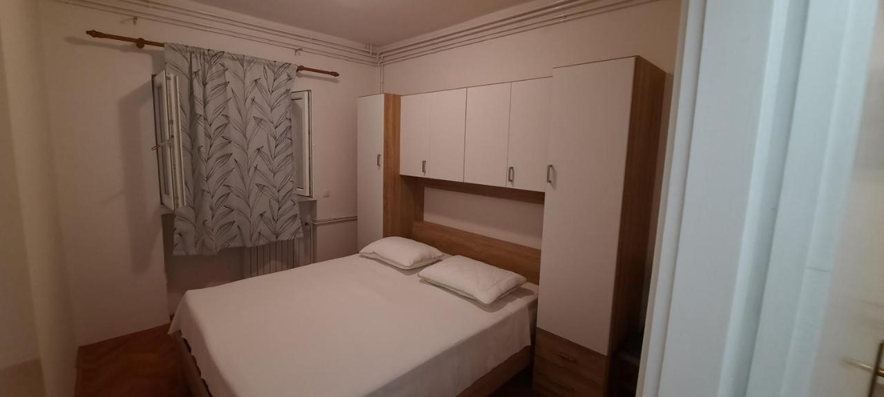 Apartmani "Alenka" Primošten Εξωτερικό φωτογραφία